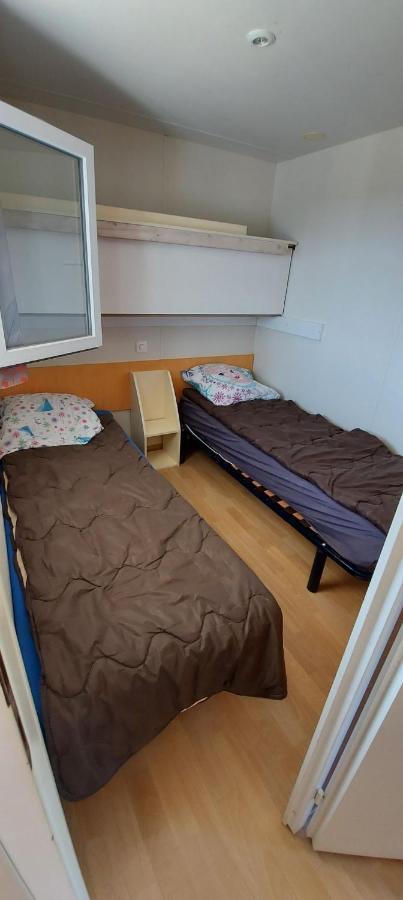 Mobil home au coeur de Brocéliande Paimpont Extérieur photo